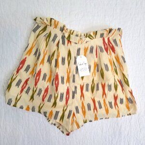 BNWT Sadie & Sage Patterned Women's Shorts size Medium